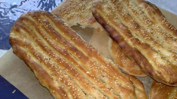 مصرف نان ایرانی‌ها؛ روزانه ۳۱۰ گرم
