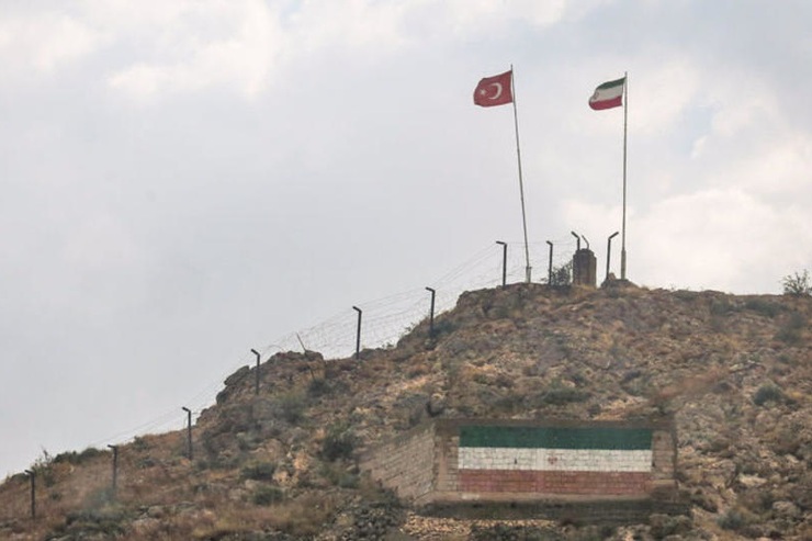 برخورد موشک به مرز بین ایران و ترکیه