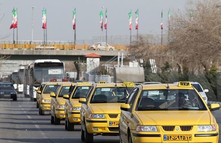 کاهش ۴۰ درصدی سفر‌های درون شهری مشهد با تاکسی