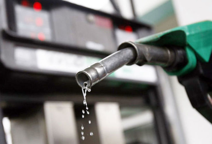 سهمیه بندی بنزین آغاز شد / نرخ جدید بنزین مشخص شد