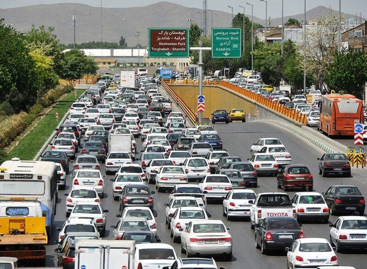 توقیف بیش از هزار خودرو در مشهد
