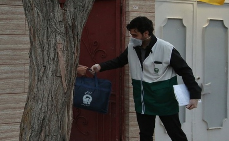 توزیع ۵۰ هزار بسته کمک معیشتی ویژه ماه مبارک رمضان در حاشیه شهر مشهد