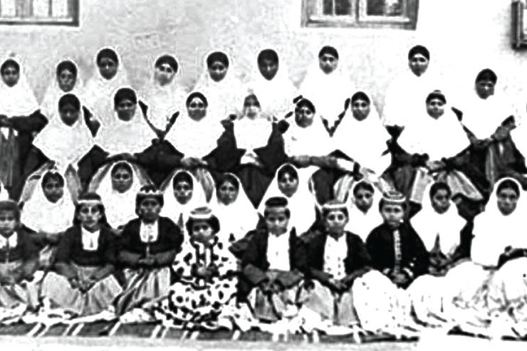 «سلطنت‌زرنگار» یکی از نخستین محصلان مدارس دخترانه مشهد