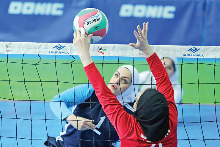 سرمربی والیبال نشسته بانوان مشهد: بهای جوان‌گرایی را پرداختیم