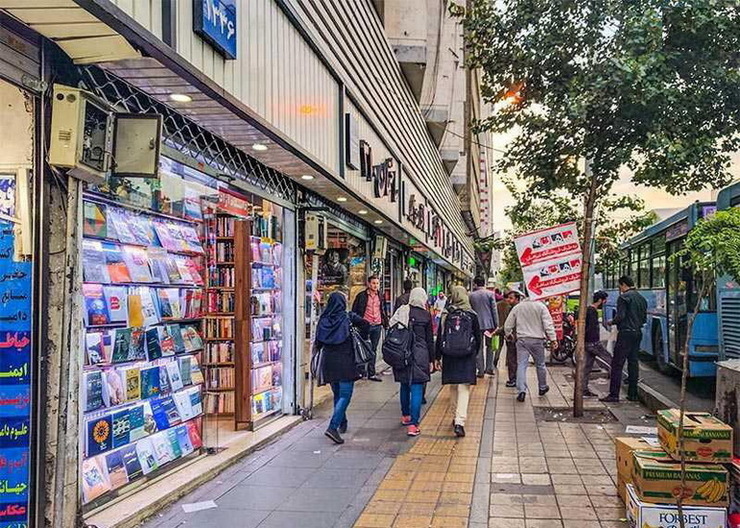 شغل عجیب و غریب زنان تهرانی | روایتی متفاوت از فعالیت در عرصه کتاب و کتاب‌فروشی