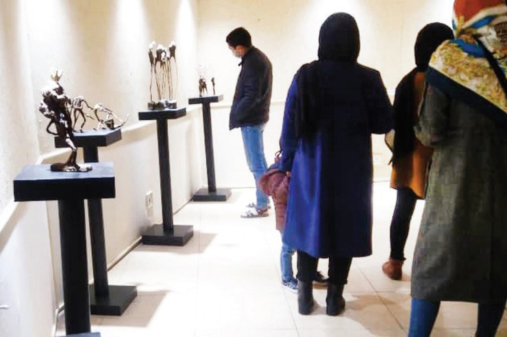درباره «تومور»؛ نمایشگاه مجسمه‌ هنرمند مهاجر افغانستانی