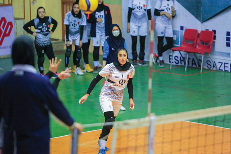 رقابت‌های لیگ دسته یک والیبال بانوان: شهرآورد مشهدی‌ها تکلیف قهرمان را مشخص می‌کند