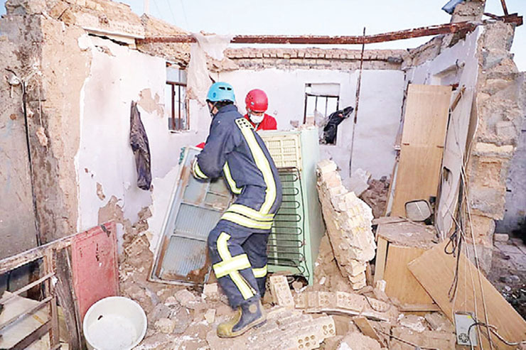 انفجار سیلندر گاز، خانه روستایی را بر سر ساکنانش آوار کرد