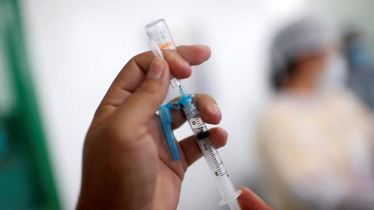 اعلام زمان آغاز واکسیناسیون کرونا در ایران