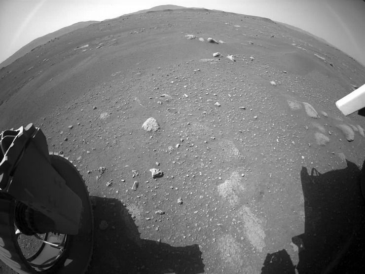 تصاویر جدید مریخ نورد استقامت از سیاره سرخ + عکس