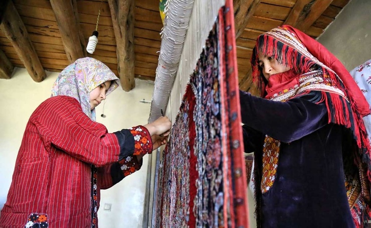 دولت برای حمایت از هنرمندان صنایع دستی اساسنامه صندوق توسعه را تصویب کرد