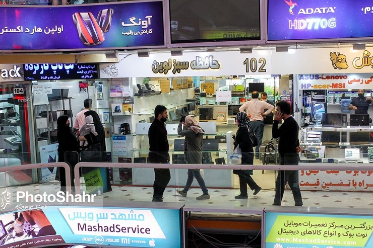 شگرد جدید فروش موبایل قاچاق در خیابان سعدی مشهد/ موبایل‌هایی که در طرح رجیستری قرار نگرفته‌اند