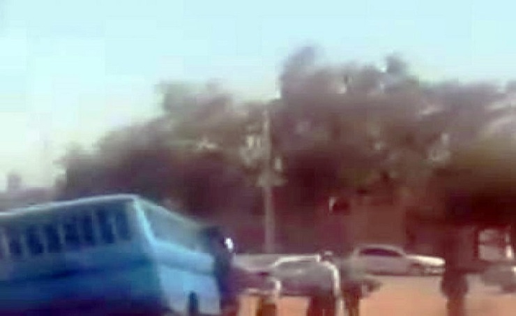 حمله مسلحانه به خودروی زندانیان در میناب هرمزگان+فیلم