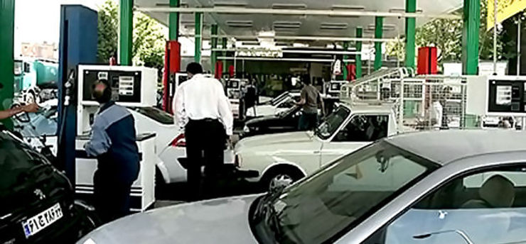 مصرف روزانه بنزین ایرانیان به ۷۰ میلیون لیتر رسید