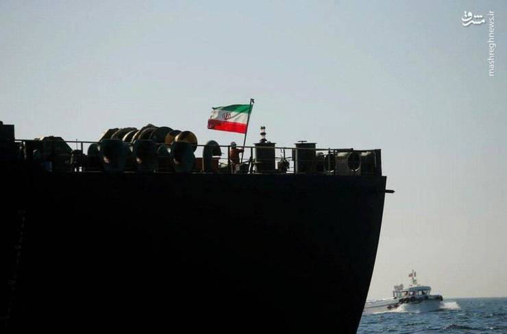 نخستین نفتکش با پرچم جمهوری اسلامی ایران وارد منطقه اقتصادی ونزوئلا شد