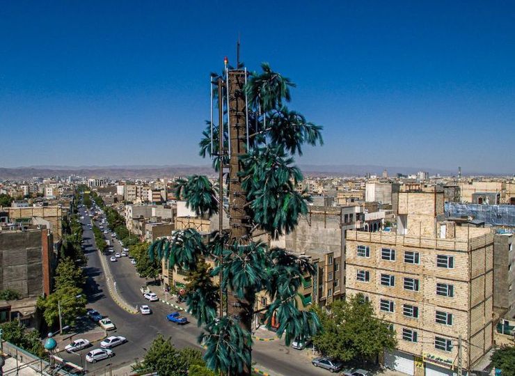 نخستین دکل مخابراتی درختی کشور در مشهد رونمایی شد