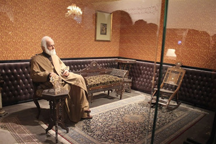 درباره حاج حسین ملک، بزرگ‌ ترین واقف تاریخ ایران
