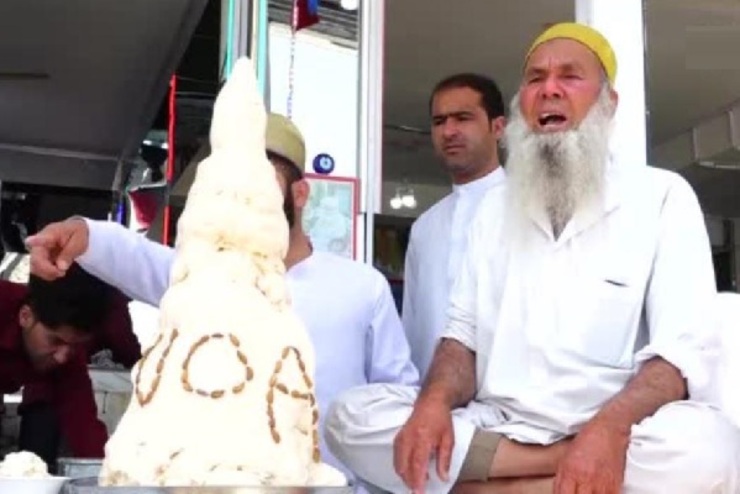 طرز تهیه شیریخ بستنی پرطرفدار در افغانستان+ فیلم
