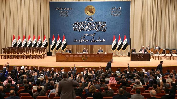 ورود زنان به پارلمان عراق تضمین شد | پارلمان عراق قانون انتخابات زود هنگام را تصویب کرد
