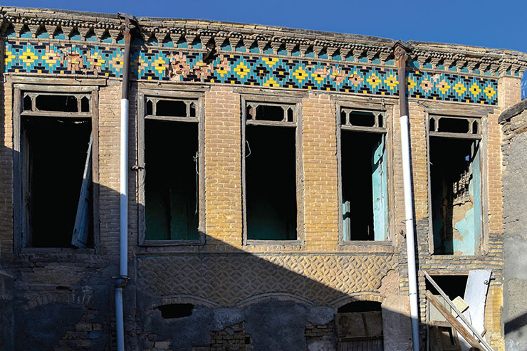 خانه طلایی اثر تاریخی دوره پهلوی ‌اول در حاشیه شارستان مشهد حفظ می شود