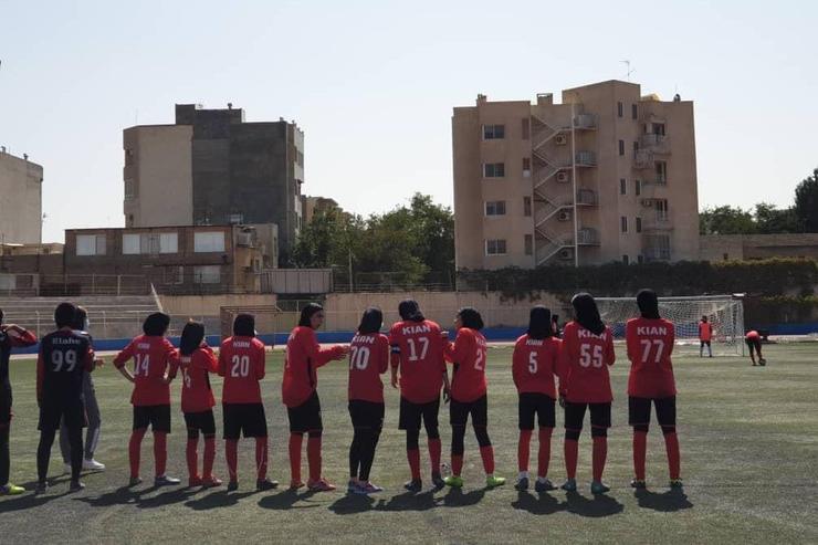 برگزاری نخستین دوره مسابقات فوتبال بانوان در مشهد