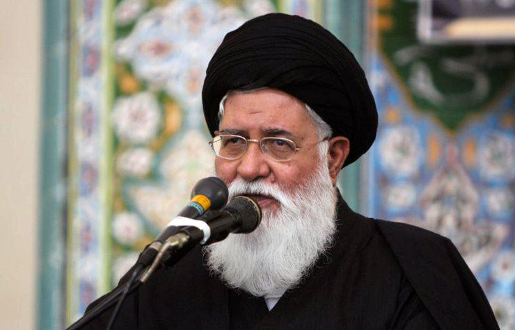 امام جمعه مشهد: در جامعه‌ای که ابتذال باشد، امنیت نخواهد بود