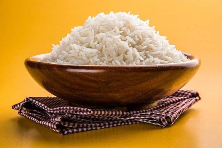 این افراد بهتر است برنج سفید نخورند | آشنایی با عوارض مصرف زیاد برنج سفید