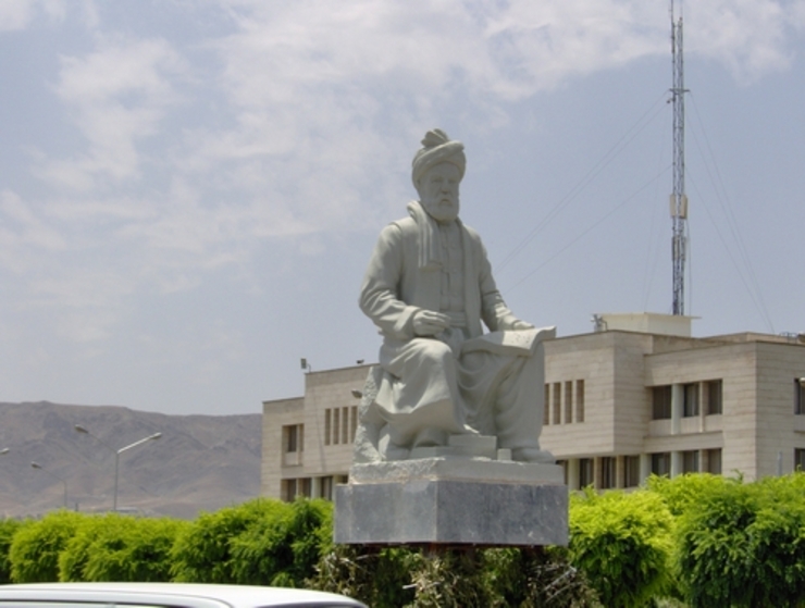 مجسمه بزرگ فردوسی در دانشگاه فردوسی مشهد نصب نشد