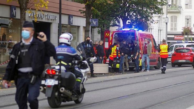 حمله با چاقو در کلیسایی در شهر نیس فرانسه، چند کشته و مجروح برجای گذاشت