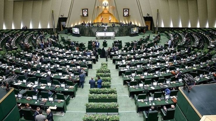 سند ۲۵ ساله ایران و چین فردا در مجلس بررسی می‌شود