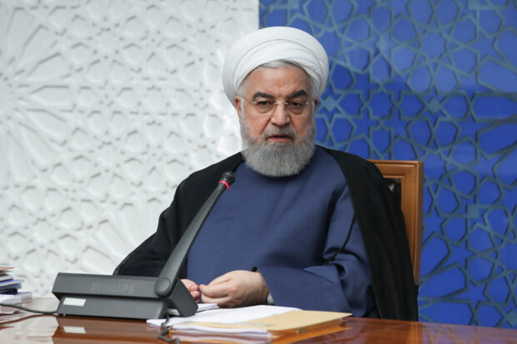 روحانی در ستاد اقتصادی دولت: از ایجاد تقاضای کاذب جلوگیری شود