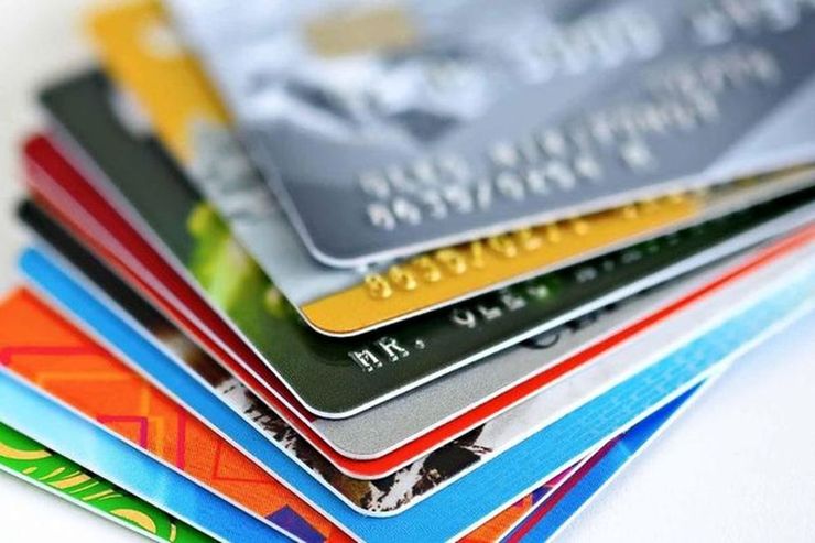 ارائه کارت‌های اعتباری و یارانه‌ای تا پایان سال؛ امکان شارژ این کارت‌ها از ابتدای سال آینده (۱۳ بهمن‌ماه ۱۴۰۰)
