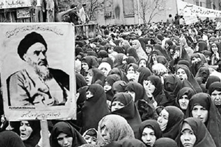 زنان راویان انقلاب اسلامی بودند