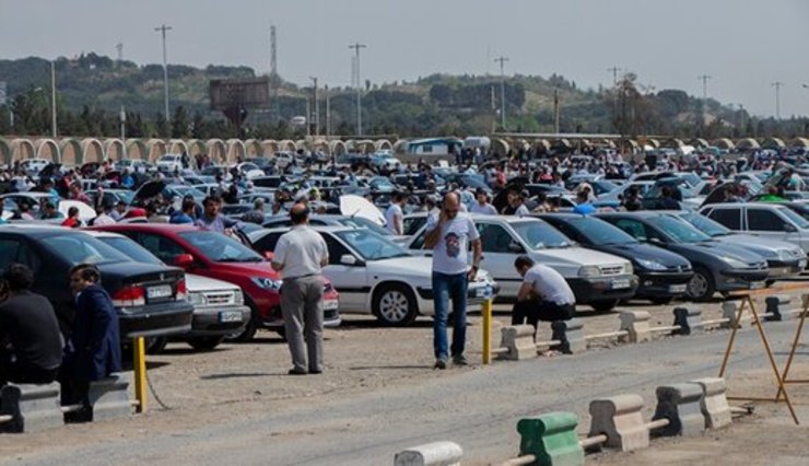 ریزش قیمت خودرو در بازار امروز ۲۴ بهمن‌ماه ۱۴۰۰ + جدول