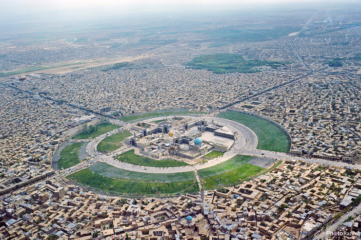 نگاهی به تاریخ ساخت خاطره‌انگیزترین میدان مشهد | روایت فلکه حضرت