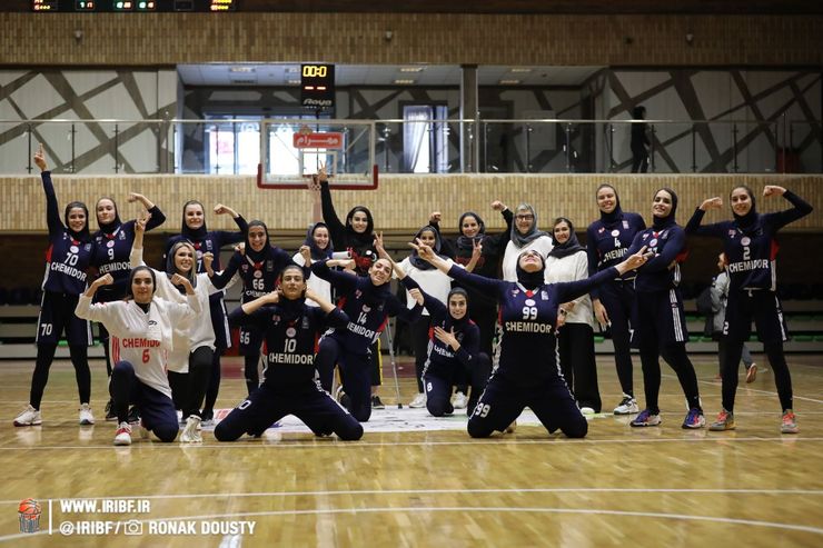 شیمیدر به بهمن رسید| جنگ آبادان و اکسون برای سومی لیگ برتر بسکتبال زنان