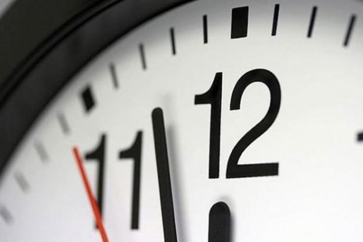قدیم یا جدید یا چی؟ | آیا مجلس می‌تواند مسئله تغییر ساعت رسمی را حل کند؟