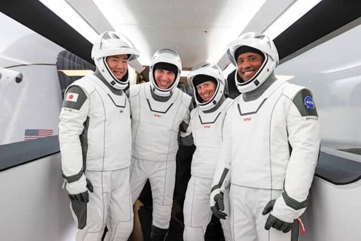 بازگشت موفقیت آمیز فضانوردان ماموریت Crew-1 به زمین + فیلم