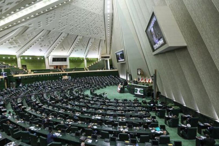انتقاد تند نمایندگان مجلس از ظریف