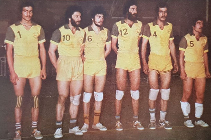 قاب خاطره | تیم والیبال راه‌آهن مشهد در سال ۵۵