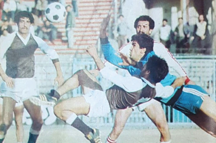 قاب خاطره | جلد مجله کیهان ورزشی در سال ۶۲