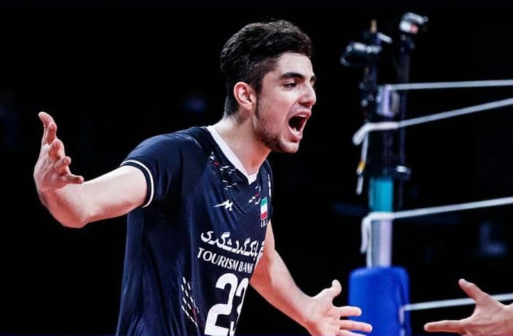 بردیا سعادت سورپرایز ایران|لبخند  بر لب مربی اخموی والیبال نشست