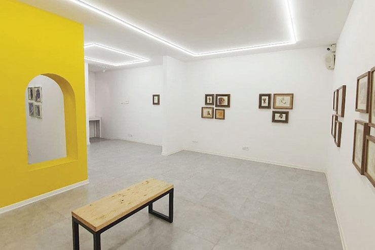 یادداشتی بر نمایشگاه «چشم تا خط» از مینا بحرینی در نگارخانه هنگام