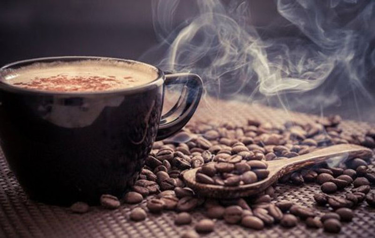 عوارض و خطرات مصرف زیاد قهوه