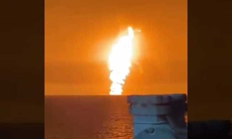 انفجار و فوران آتشفشان در دریای خزر + فیلم‌ و جزئیات