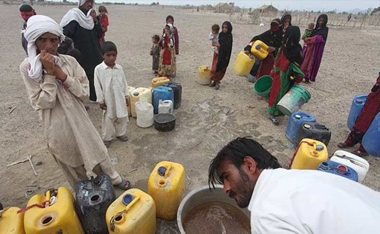 دستور فرمانده ارتش برای تسریع امدادرسانی به مردم سیستان و بلوچستان