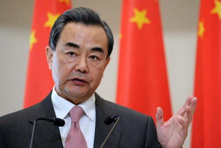 وزیر خارجه چین: به آمریکا یاد می‌دهیم که چطور با دیگران رفتار کند