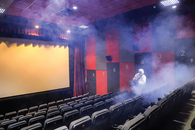 سینما‌ها بعد از شیوع موج پنجم کرونا بار دیگر با رکود روبه رو شدند