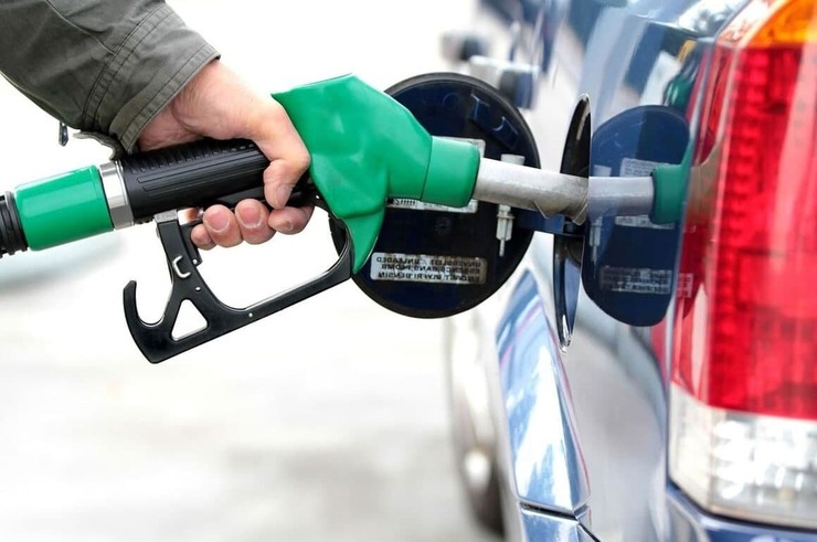 باک بنزین خود را پر کنید؛ با سوخت کم، خودرو را حرکت ندهید