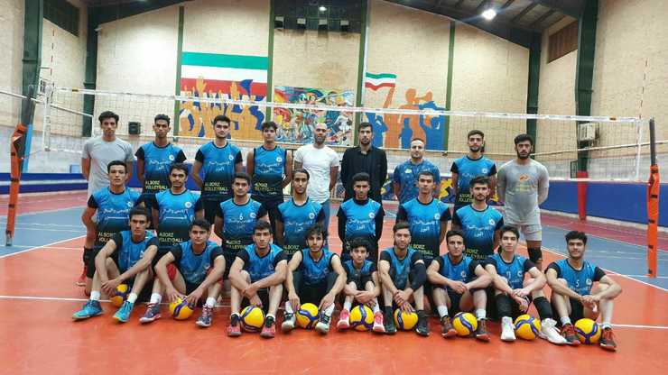 پاسور تیم ملی والیبال در جمع آکادمی البرز مشهد
